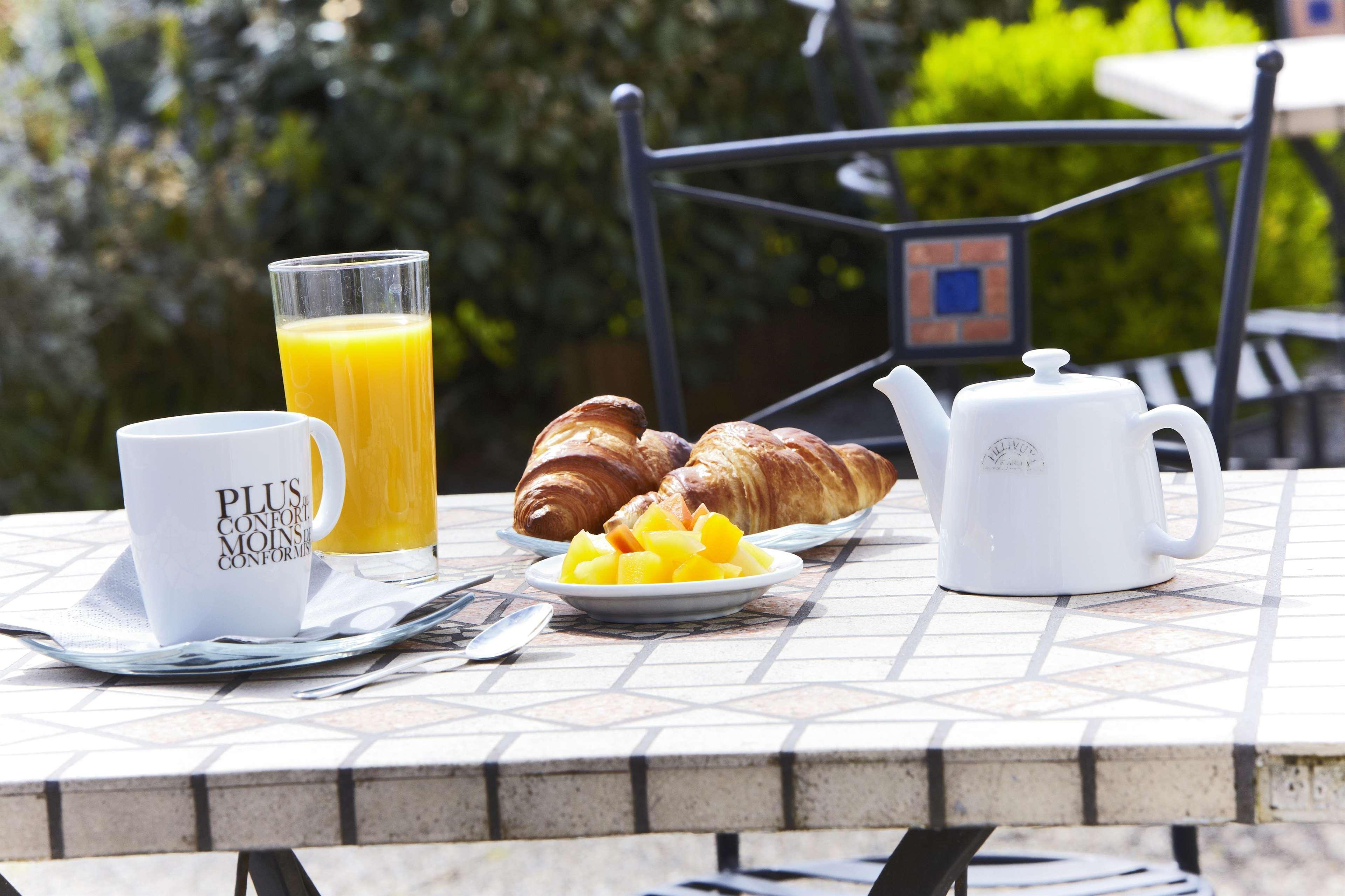 Kyriad Bordeaux Hotel