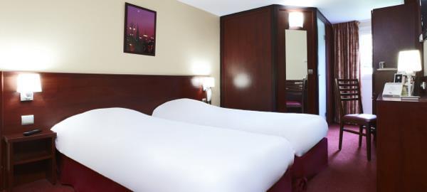 Kyriad Bordeaux