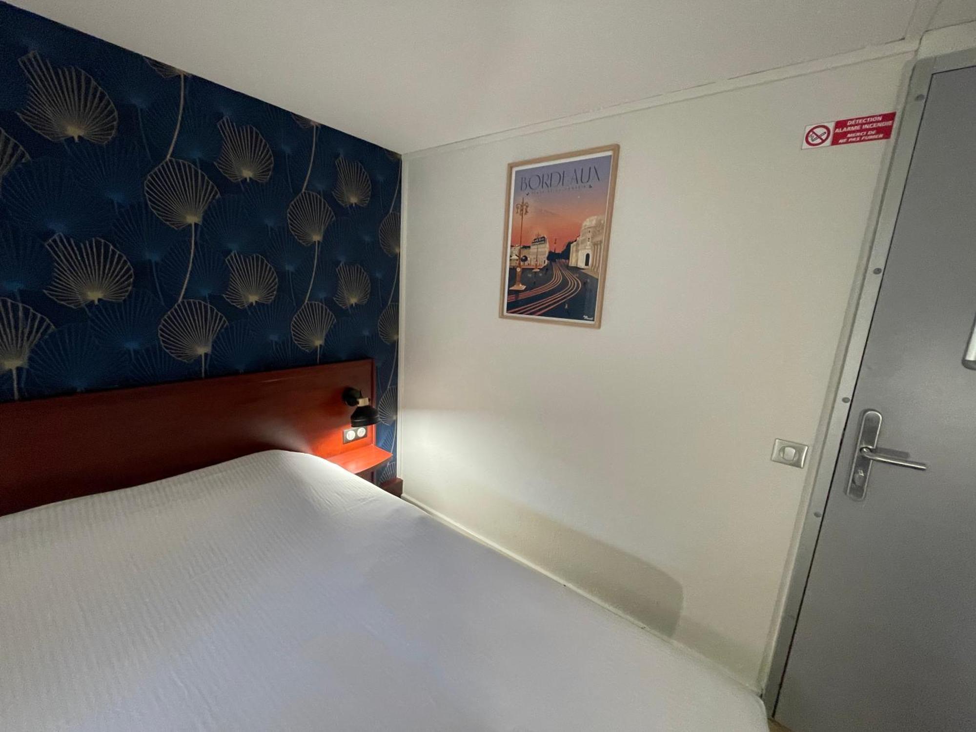 Kyriad Bordeaux Hotel
